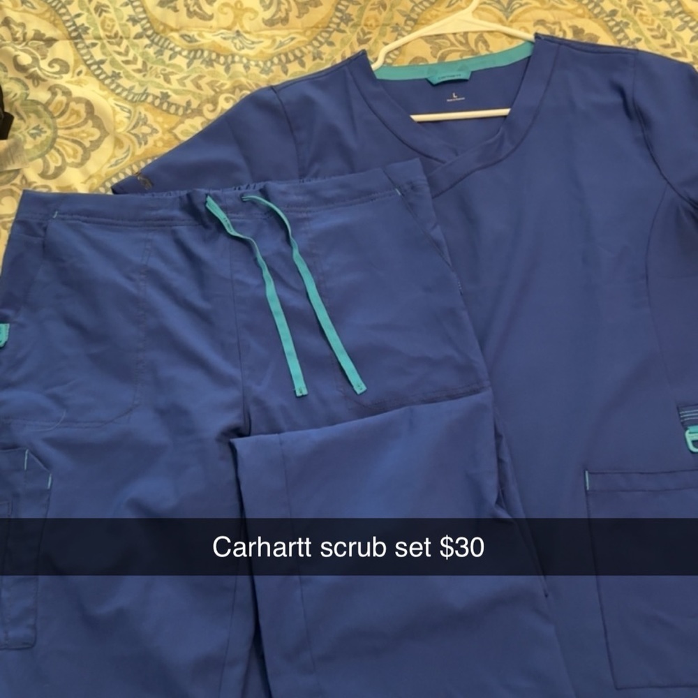 Carhartt scrub set large top and bottom